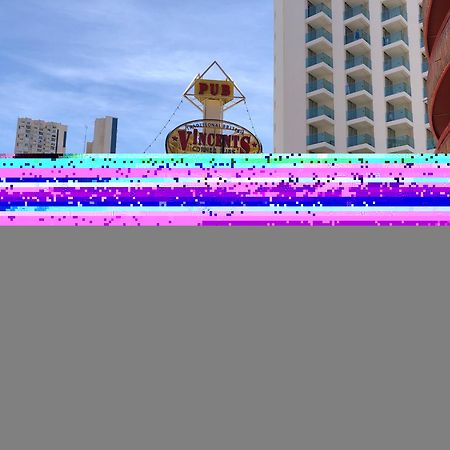 Onthepoint, Erdgeschoss, Abstellplatz Fuer Fahrraeder, City Und Innenhafen 5 Gehminuten!!! Duisburgo Exterior foto